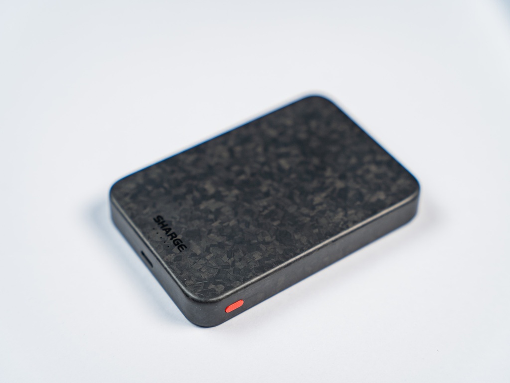 FONS+ - SHARGE CarbonMag Power Bank 10,000 mAh