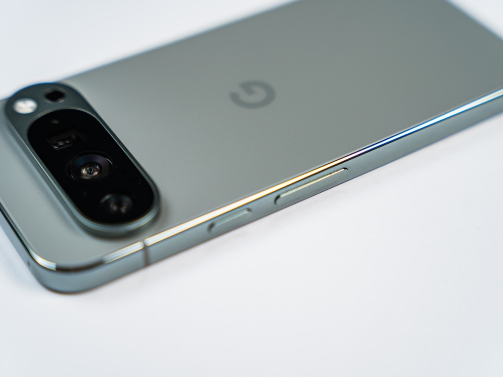 USADO - Google Pixel 9 Pro - 16GB RAM / 128GB ALM - Hazel - 67649