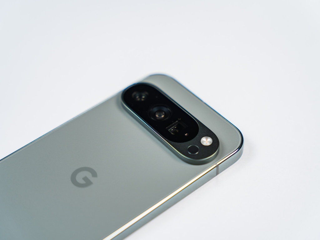 USADO - Google Pixel 9 Pro - 16GB RAM / 128GB ALM - Hazel - 67649