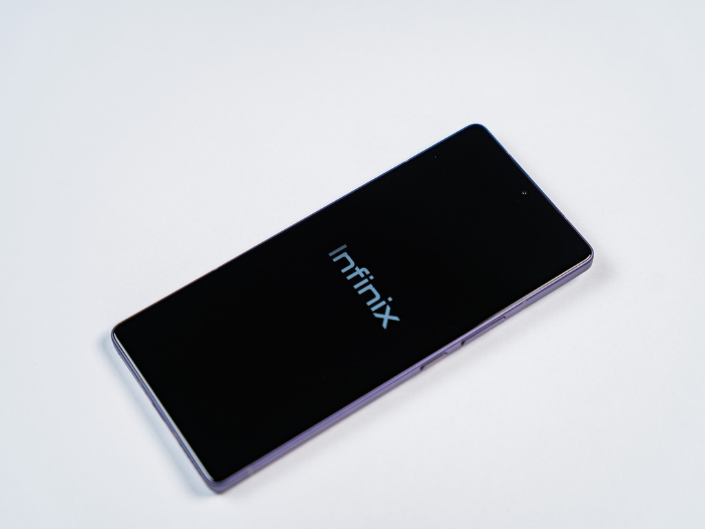 USADO - Infinix Note 50 Pro - 8GB RAM / 256GB ALM - Púrpura - 41180 