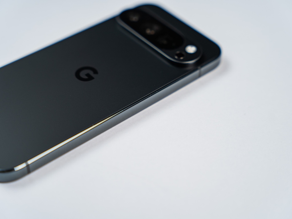 USADO - Google Pixel 9 Pro - 16GB RAM / 256GB ALM - Obsidian - 85861